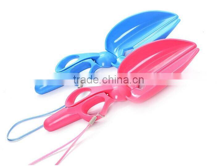 Pet Dog Waste Scissor Pooper Scooper Sanitary Tool Pickup Tools