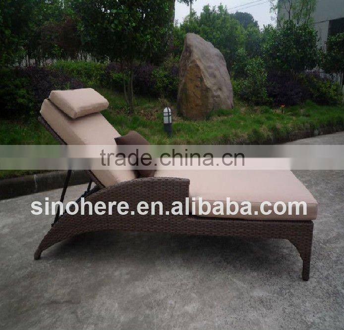 Modern outdoor furniture antique Rattan Chaise Lounge