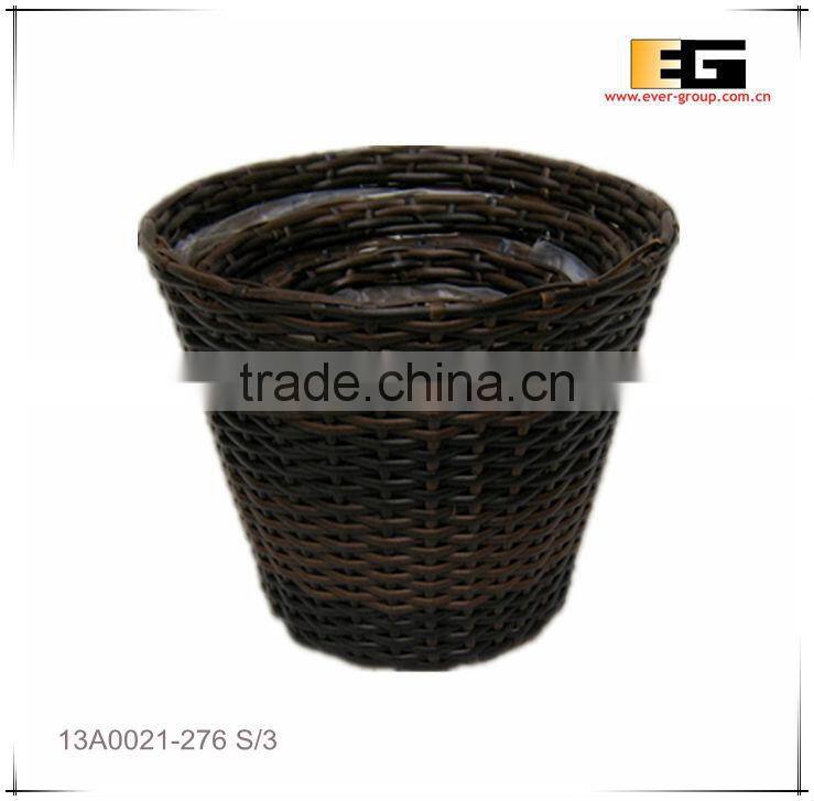 Outdoor plastic rattan with liner flower baskets