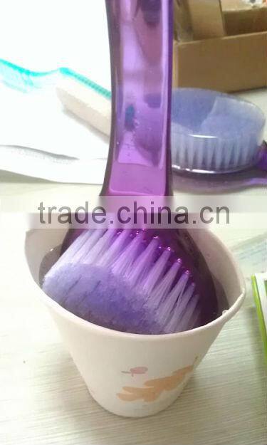 plastic handle bath brush with nylon