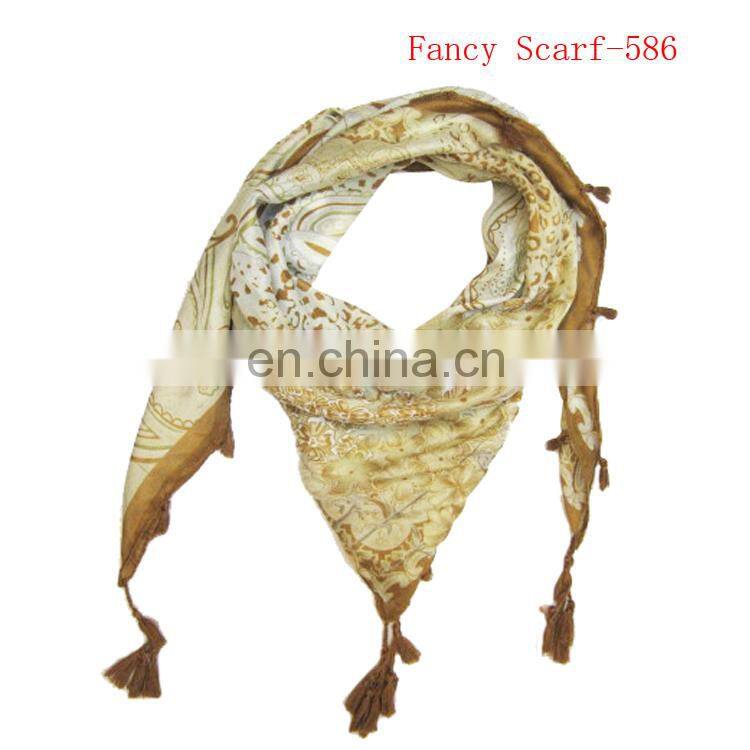 2015 Fashionable scarf with pendant satin scarf wholesale