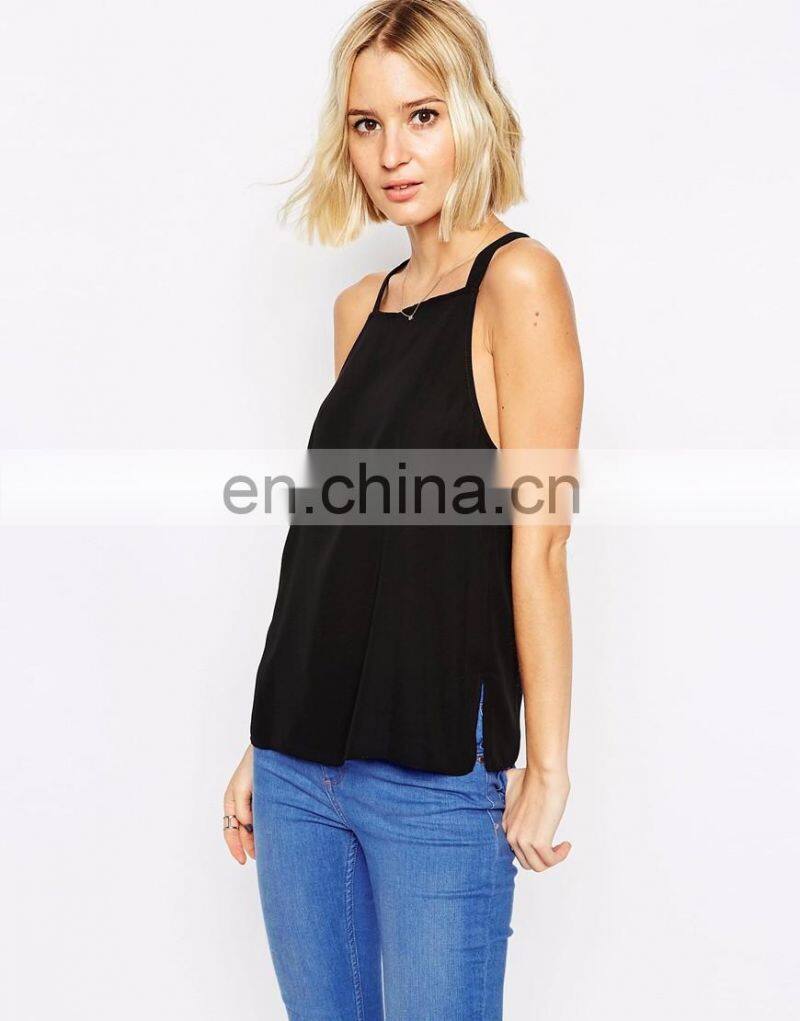 Lady Summer white top with back hollow design