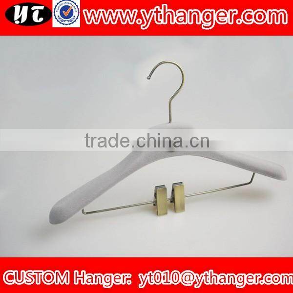 YY0507 custom logo clips apparel velvet hangers garments velvet clothes hanger