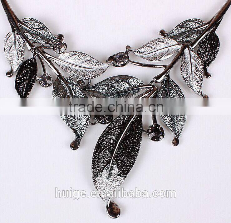 2015 Yiwu Jewellery High Quality The Maple Leaf Pendant Necklace