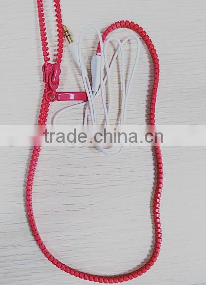 Wholesale popular 3d mobile phone cover sbs zipper earphones or compress with zipper headset