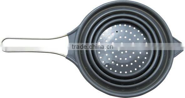 S size collapsible silicone strainer, foldable silicone colander, silicone kitchen tools strainers,100% Food grade