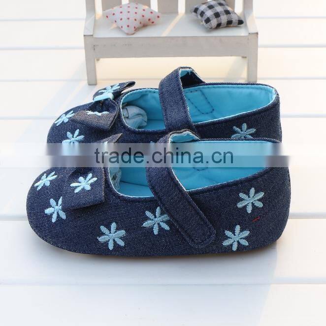 Wholesale baby soft sole denim cloth dress shoes