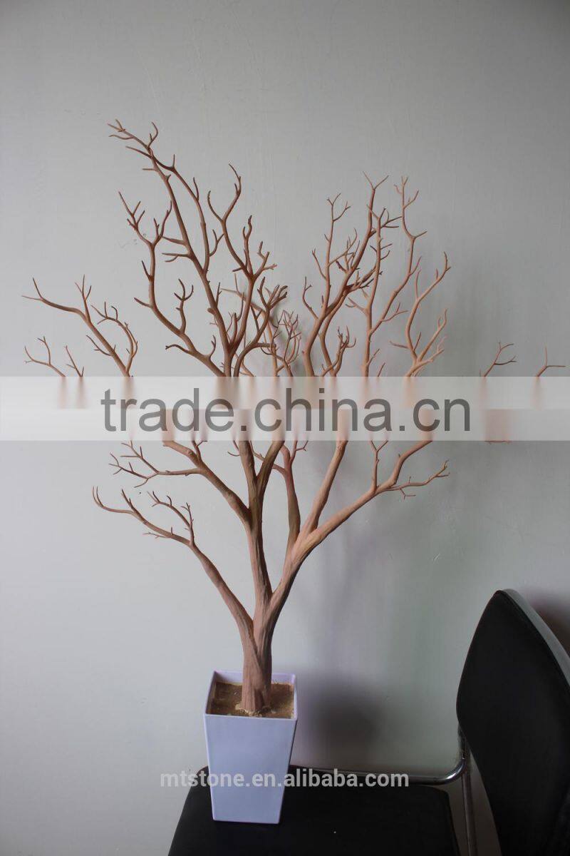 Plastic white wedding trees