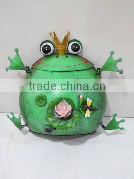 YS13635 metla frog designer post box made in Xiamen with size 18X17X9"