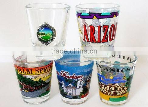 Convergent glass candle cup