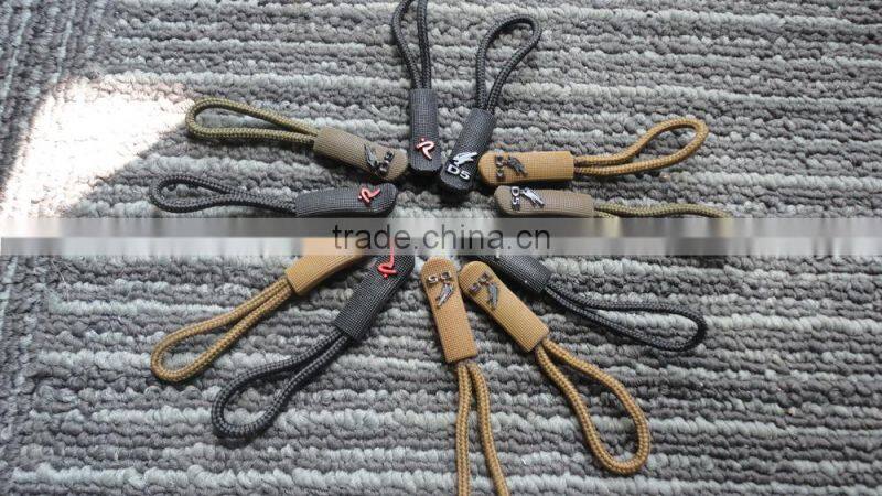injection molding soft pvc zipper puller with string