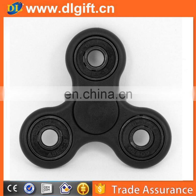 2017 Pop style Personalized cheap custom vision plastic hand spinner toys