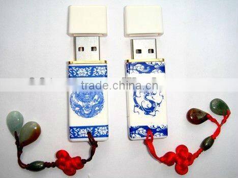 32 GB ceramics USB flash disk