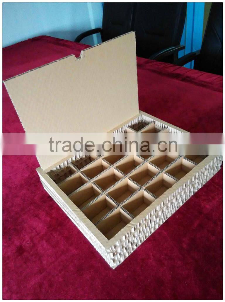 Honeycomb paper packaging box for socks and pants