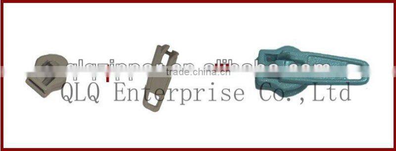 Pin lock Slider Body and Pullers Assembly Machine