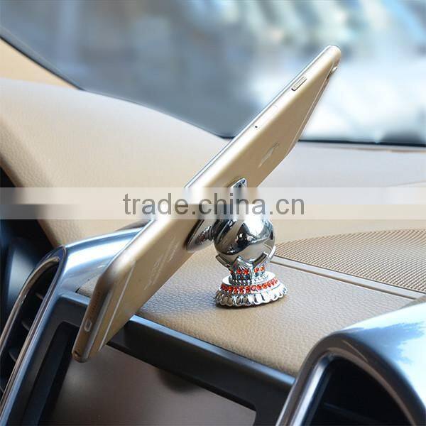 2016 multi function Windshield Dashboard Phone Mount Magnetic Car Holder with Plastic Silicone Mold Suction Cup