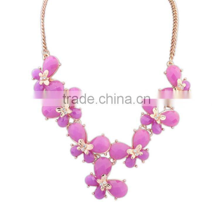 >>>2016 New Spring wholesale elegant butterfly shape acrylic necklace/