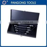 Latest Design Promotional combination wrench handle plastic hanger