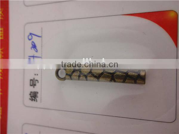 zipper puller