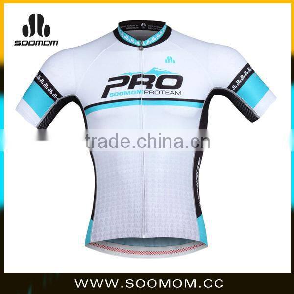 2015 new style men's Gym fitted t shirt Training t shirt sports wear top fabric from Italy no minimum