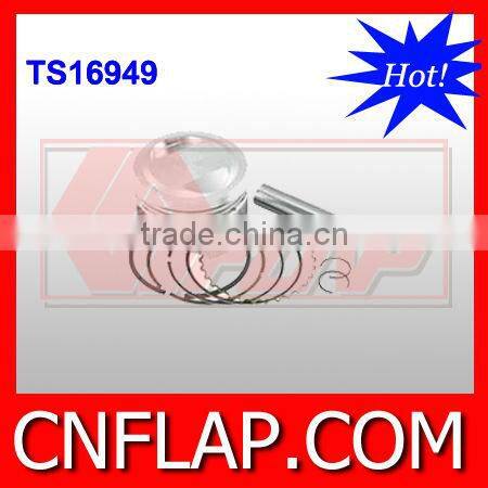 Chainsaw piston