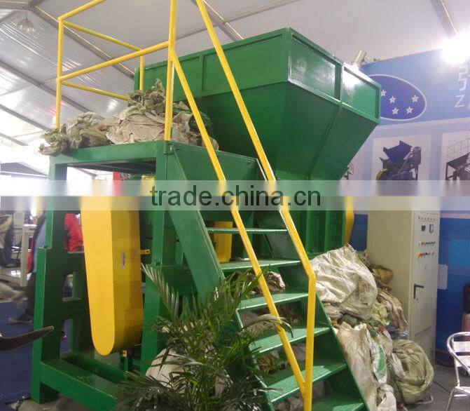 Two shaft jumbo bag shredder