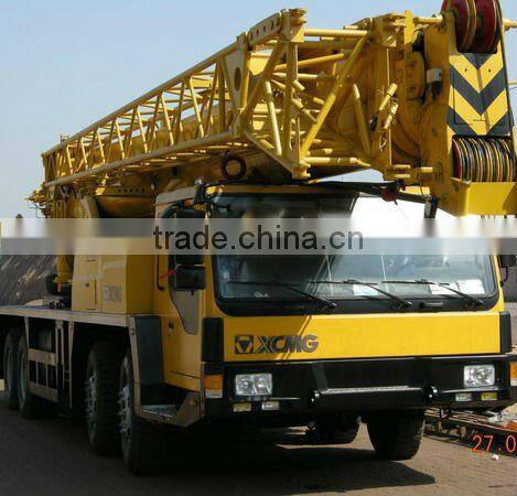 XCMG Hydraulic truck cranes QY60k / 60 ton Truck Crane for sale