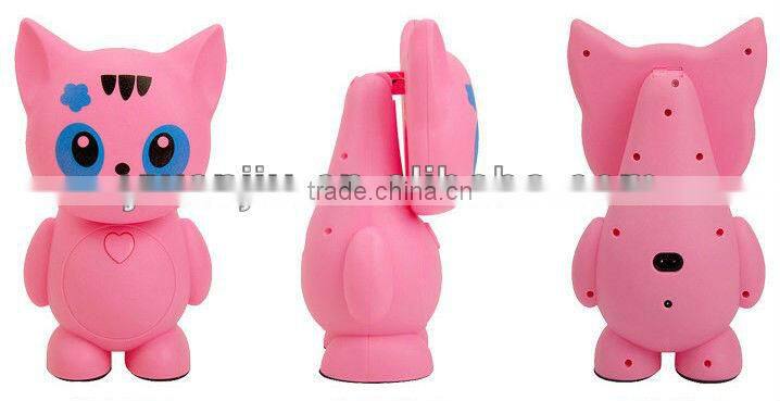 Supply fashion cartoon charging kitten model table lamp