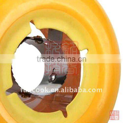 ONE STEP CORN KERNELER REMOVE THE KERNELS FROM THE COBB