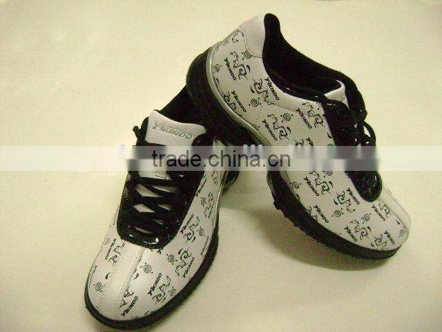 wholesale golf shoes, high top golf shoes for men women boys girls have spike for business sport on the grass