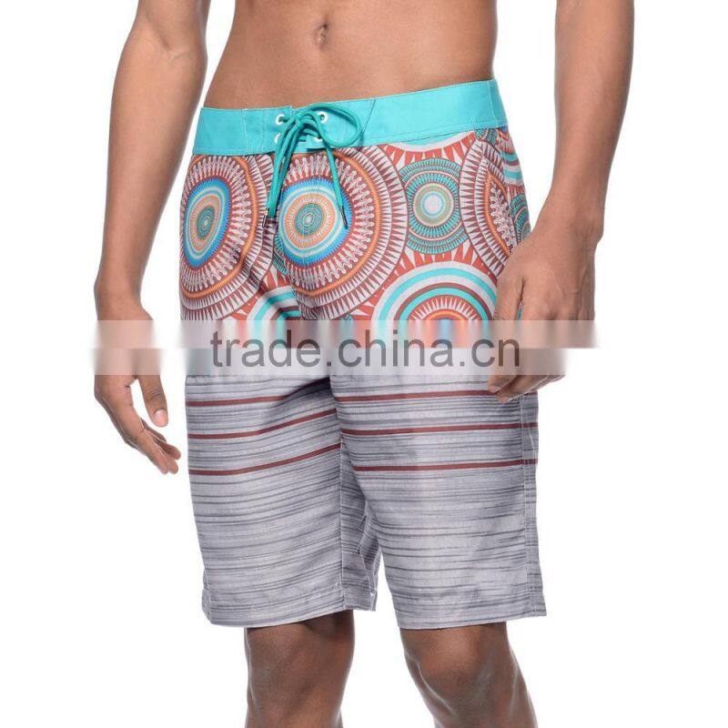 20 Inch Board Shorts With Custom Circle Print Pattern Hook And Loop Fastener Pocket Drainage Eyelets Shorts 100% Polyester