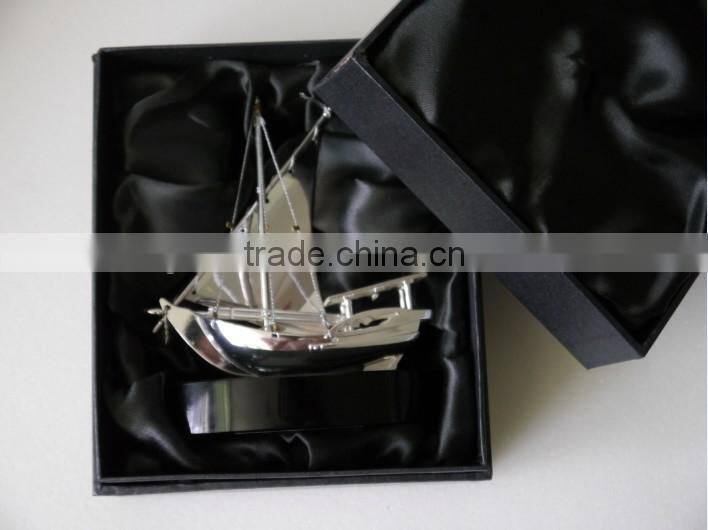 2017 NEW DESIGN real golden plated Dhow Model For kuwait Gifts