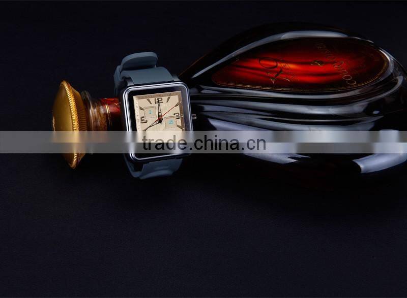 Smart watch with fall detection SOS alarm for elders