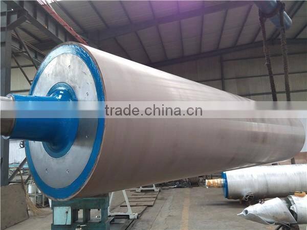 Sizing roll used in sizing part of paper machine for paper mill