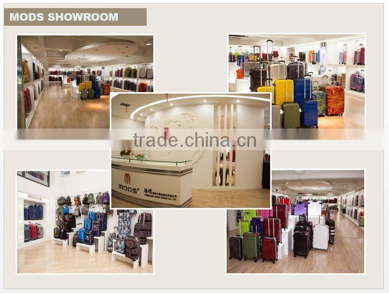 LARGE CAPACITY FASHIONABLE DUFFLE TROLLEY BAG FOR MAN AND WOMEN