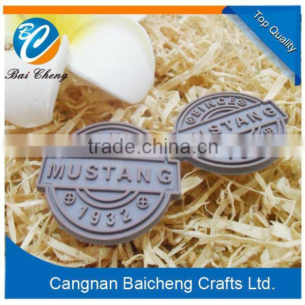 custom rubber keychain for promotion in China as minority look for national sign and symbol