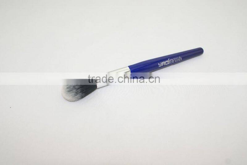 Synthetic hair Blush brush