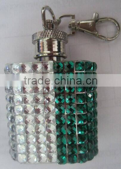 1OZ Mini stainless steel hip flask with acrylic diamond.