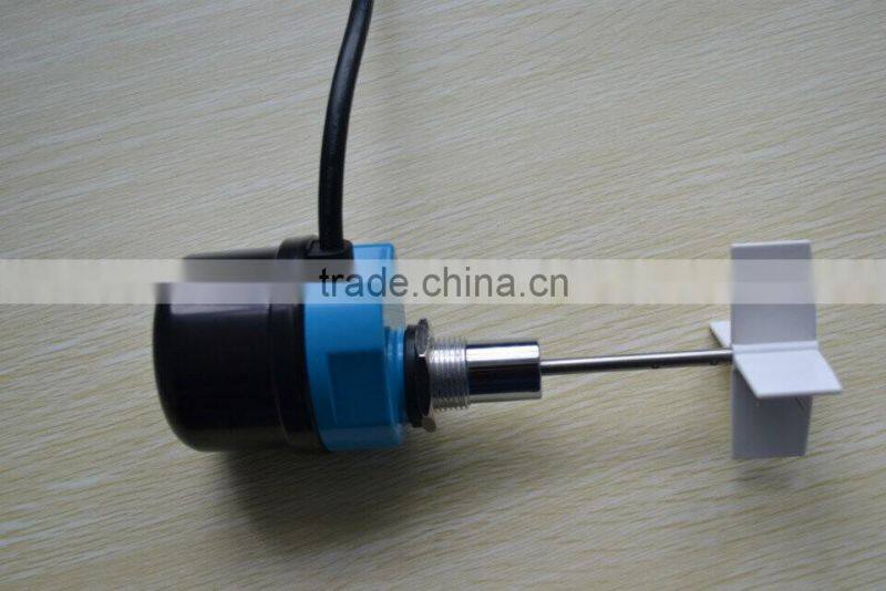 Rotating resistance level indicator sensor