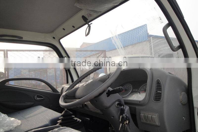 dongfeng 4x2 Light Flat Bed Cargo Truck,flat bed tow trucks