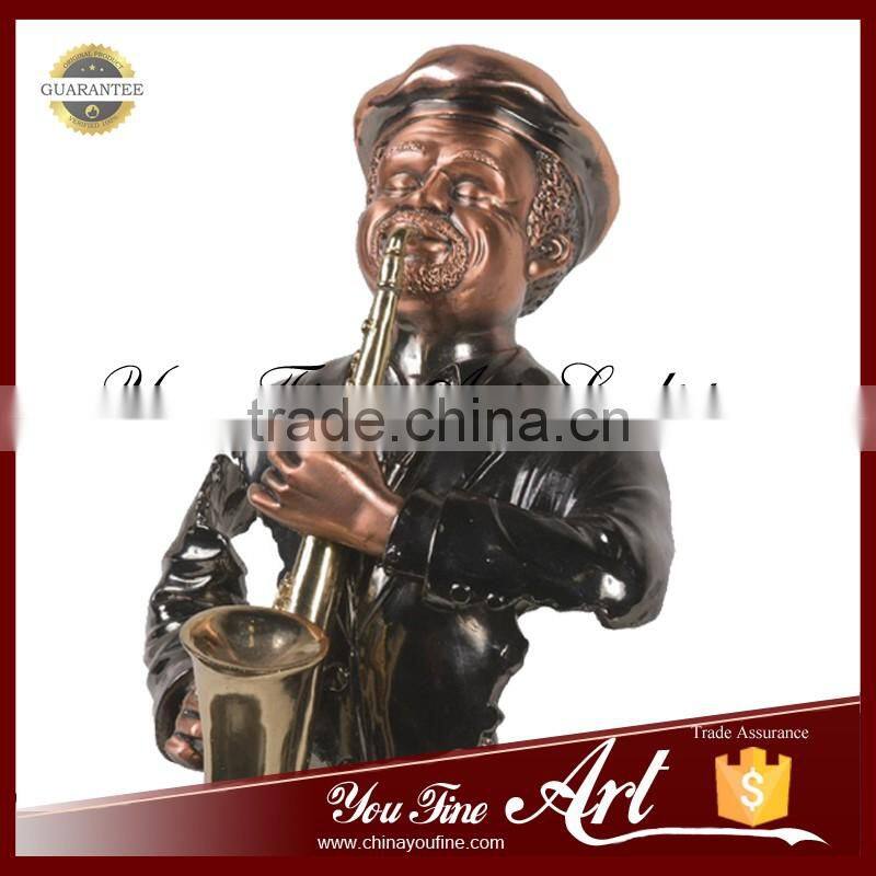 Play Jazz Saxophonist Bronze Man Staue
