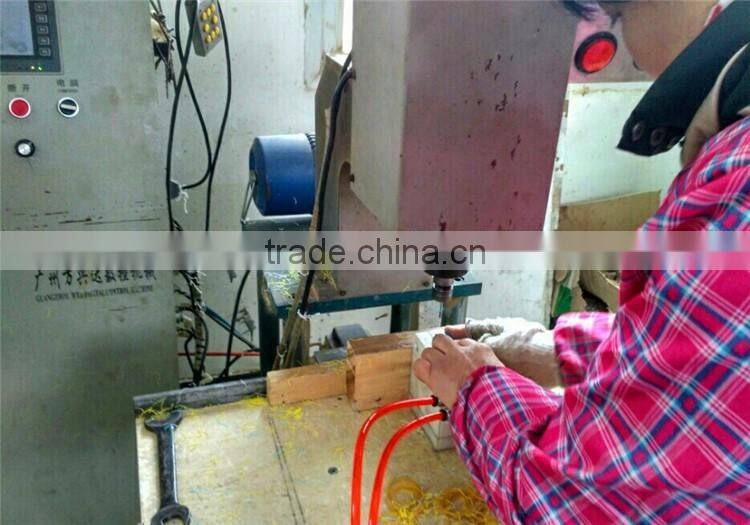 beard trimming bib catcher