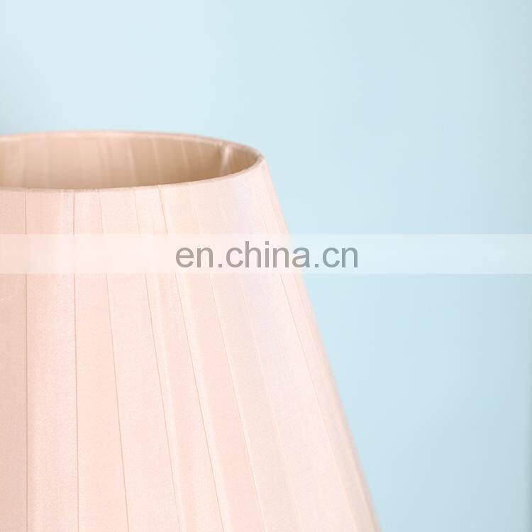 Elegant crystal decorative design modern bedroom metal night lamp for bedside