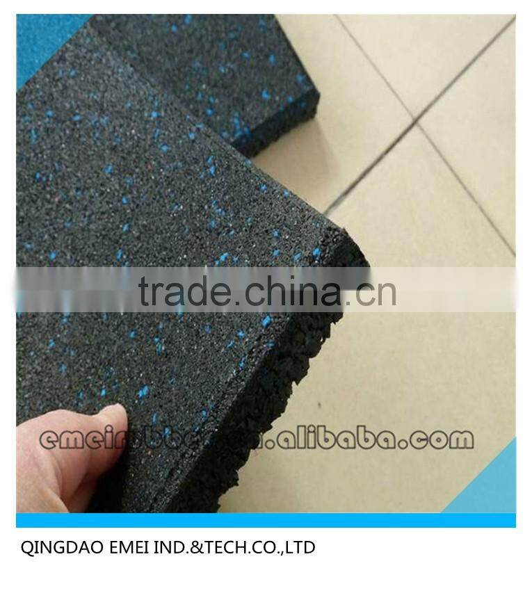 Crumb rubber flooring mat