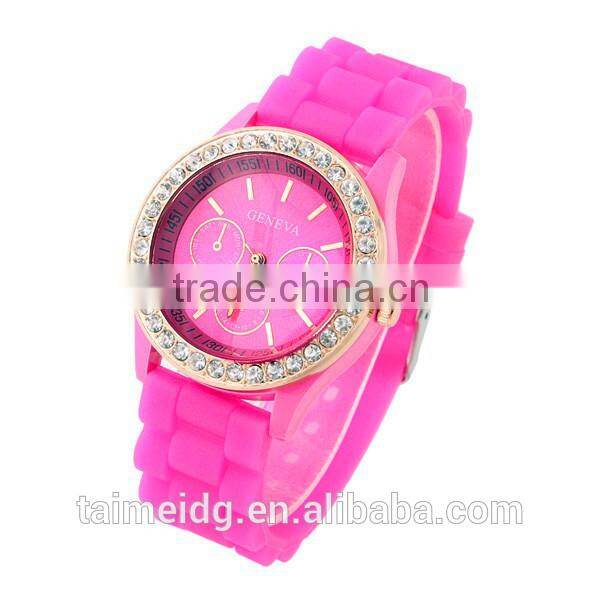 2015 new product nickel free watch quartz