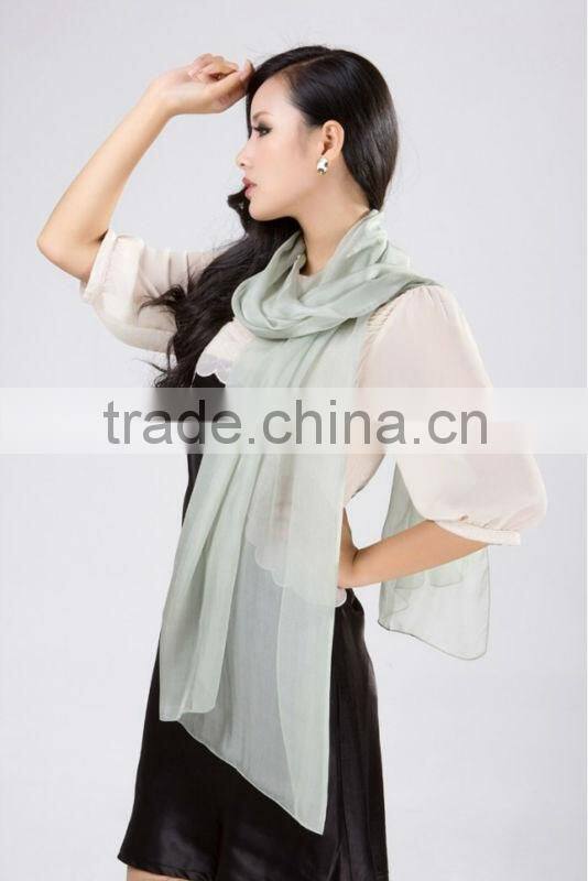 Digital printed silk scarf 090