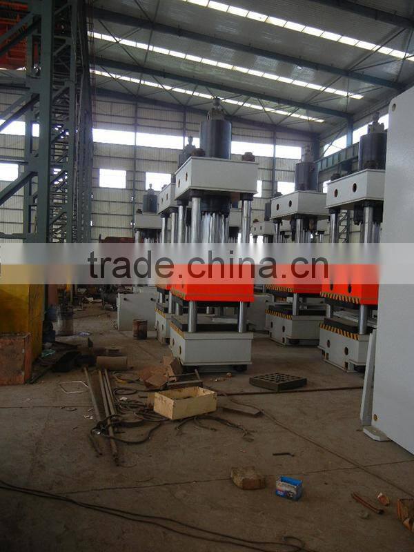 Y32 four-column universal hydraulic press 200 for fabrication