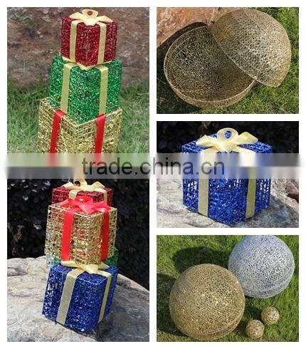 Wholesale 3D metallic gift box shape christmas gift decoration