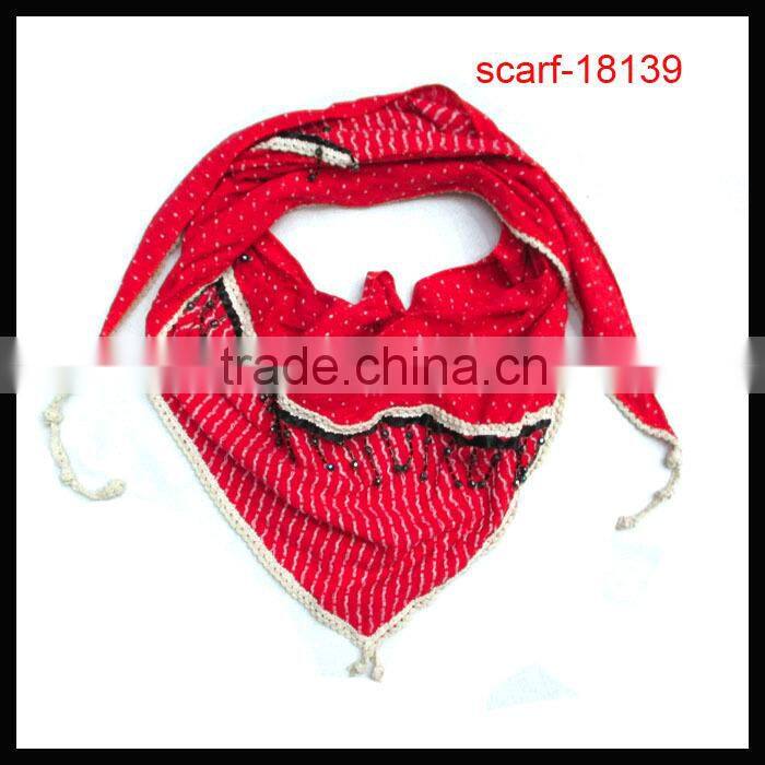 2014 spring triangle tassel lace scarf