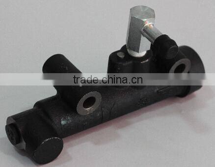 RF8 RD8 RE8 clutch master cylinder with repair kit for nissans UD diesel truck CW52